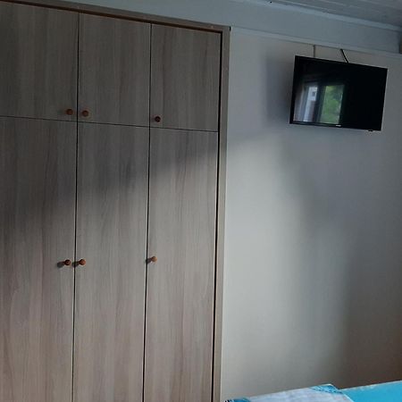 Christina Apartment Ágios Konstantínos エクステリア 写真
